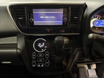 eKスペースカスタム Ｇ セーフティＰＫＧ　純正ナビTV　後期型　4WD