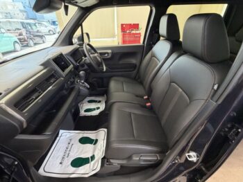 ルークス ハイウェスターX　快適パックA　純正ナビ・TV・アラウンドビューモニター　４WD