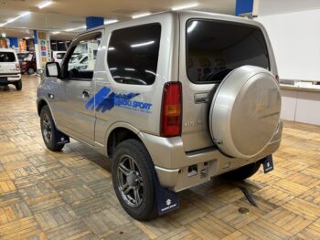 ジムニー ランドベンチャー　純正ナビ　ＴＶ 4WD