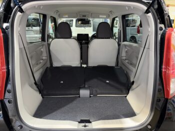eKワゴン G　純正ナビTV　4WD