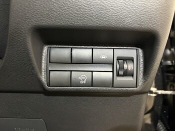 eKワゴン G　純正ナビTV　4WD