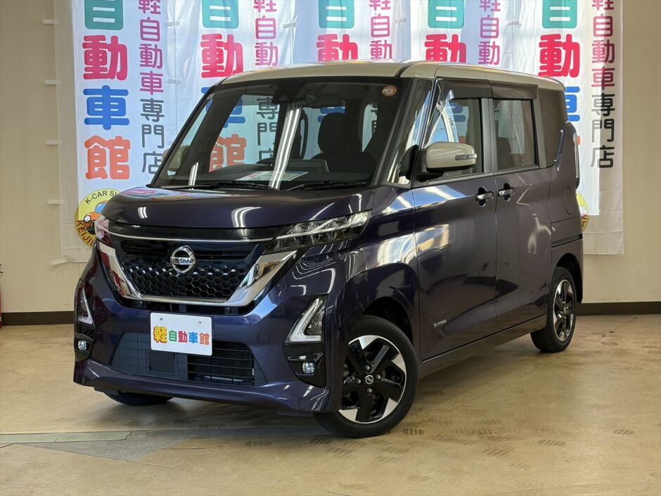 ルークス ハイウェスターX　快適パックA　純正ナビ・TV・アラウンドビューモニター　４WD