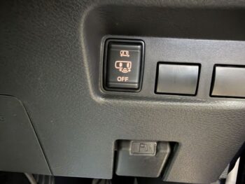 ルークス ハイウェスターX　快適パックA　純正ナビ・TV・アラウンドビューモニター　４WD