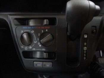 ピクシスエポック Ｌ　ＳＡⅢ 4WD