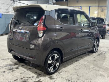 デイズ ハイウェイスター　G　ターボ　4WD