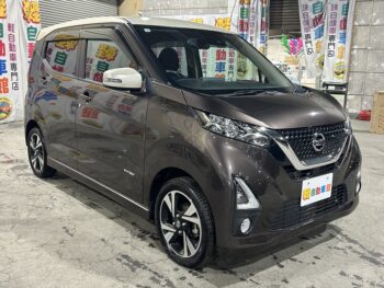 デイズ ハイウェイスター　G　ターボ　4WD