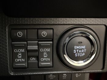 タントファンクロス  4WD