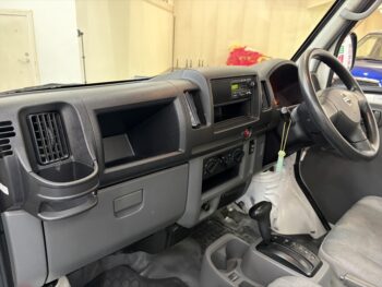クリッパートラック DX　4WD