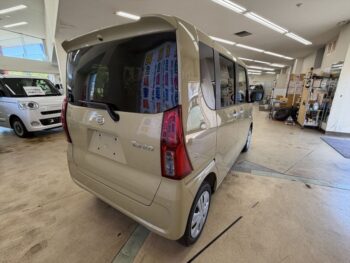タント X　未使用車　４WD