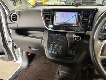 デイズルークス ハイウェイスター　Gターボ　後期型　4WD
