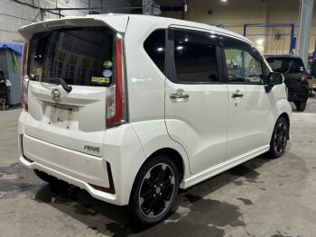 ムーヴカスタム 