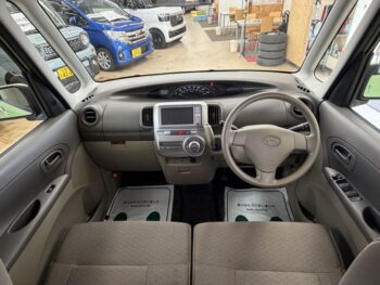 タント G　４WD
