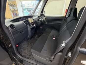 タントカスタム X　ナビ・TV　後期型　４WD