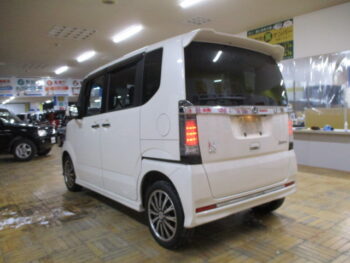 N-BOXカスタム Ｇ・ターボＬパッケージ 4WD