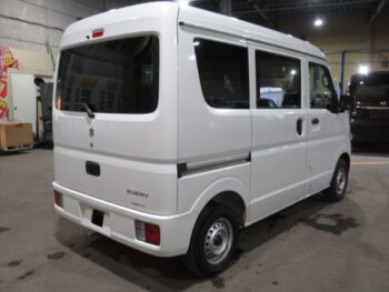 エブリイバン PA　スズキセーフティサポート　未使用車 4WD