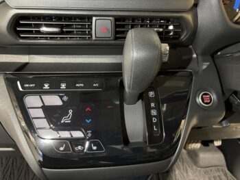 ルークス ハイウェイスターX　ナビTV　アラウンドビューモニター　後期型　4WD