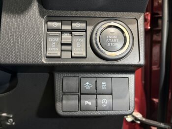 タントカスタム X　ナビTV　パノラマモニター　後期型　4WD