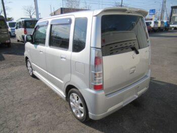 ワゴンR スティングレー X 4WD