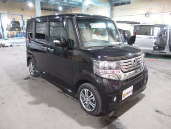 N-BOX+カスタム G　福祉車両　車いす仕様　スローパー 4WD