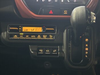 ハスラー ハイブリッド　X　全方位モニター純正ナビTV　4WD