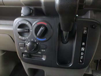NV100クリッパーバン ＧＸ　エマージェンシーブレーキ 4WD