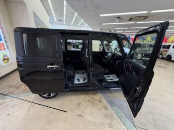 スペーシアカスタム ハイブリッドXS　全方位モニター付純正ナビ・TV・スズキコネクト対応　未使用車　４WD