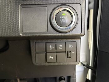 タント Ｌ 純正ナビ・ＴＶ・ナビ装着用アップグレードパック 4WD
