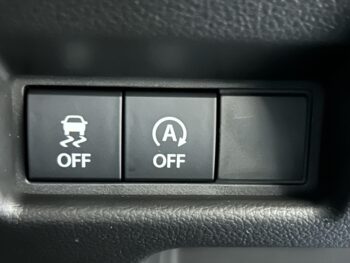 スペーシアギア ハイブリッド　XZ　未使用車　4WD