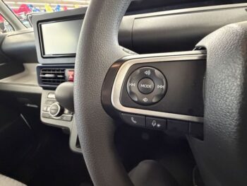 タント Ｌ 純正ナビ・ＴＶ・ナビ装着用アップグレードパック 4WD