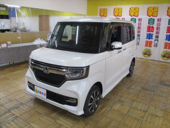 N-BOXカスタム Ｇ・Ｌホンダセンシング 4WD