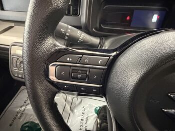 スペーシア ハイブリッドG　未使用車　４WD
