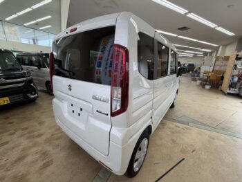 スペーシア ハイブリッドG　未使用車　４WD