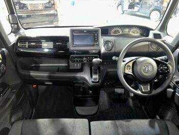 N-BOXカスタム L　後期型　4WD