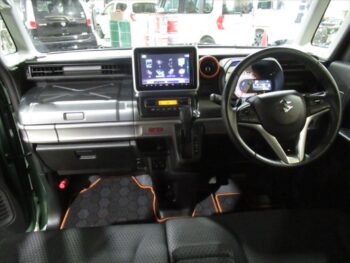スペーシアギア ハイブリッドXZ ターボ　全方位モニター用カメラパッケージ装着車 4WD