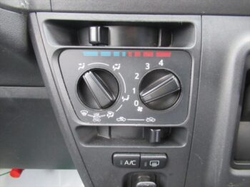 ハイゼットカーゴバン デラックス SAⅢ 4WD