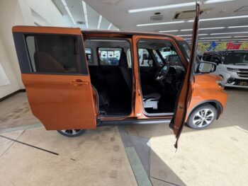 eKクロススペース G　ナビ・TV・バックカメラ　４WD