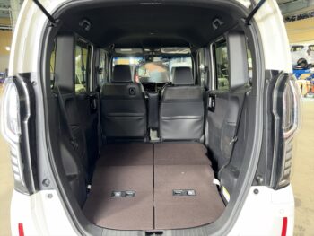 N-BOXカスタム G　L　ターボ　ホンダセンシング　4WD