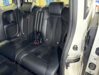 N-BOXカスタム G　L　ターボ　ホンダセンシング　4WD