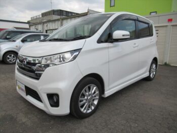 デイズ ハイウェイスターX Vセレクション＋セーフティⅡ 4WD