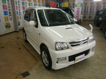 テリオスキッド カスタムＬ 4WD