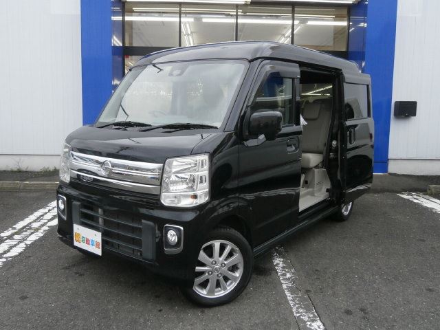NV100クリッパーリオ E 4WD ターボ