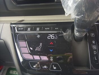 デリカミニ G 未使用車 4WD