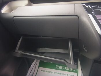 デリカミニ G 未使用車 4WD