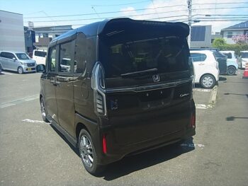 N-BOXカスタム Ｇ・Ｌ