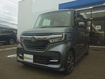 N-BOXカスタム Ｇ・Ｌ ホンダセンシング 4WD