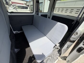 ハイゼットカーゴバン デラックス　4WD