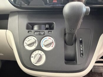 eKスペース M　e-アシスト　後期型　４WD