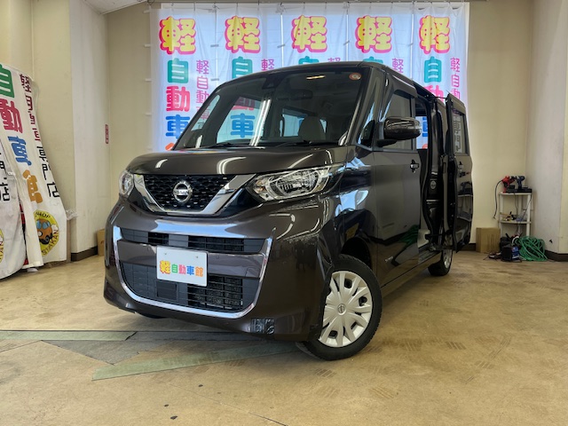 ルークス X　純正ナビ・TV　４WD